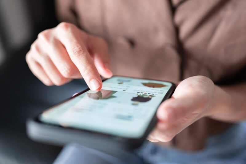 A detailed guide to optimizing ecommerce product variations for SEO and conversions