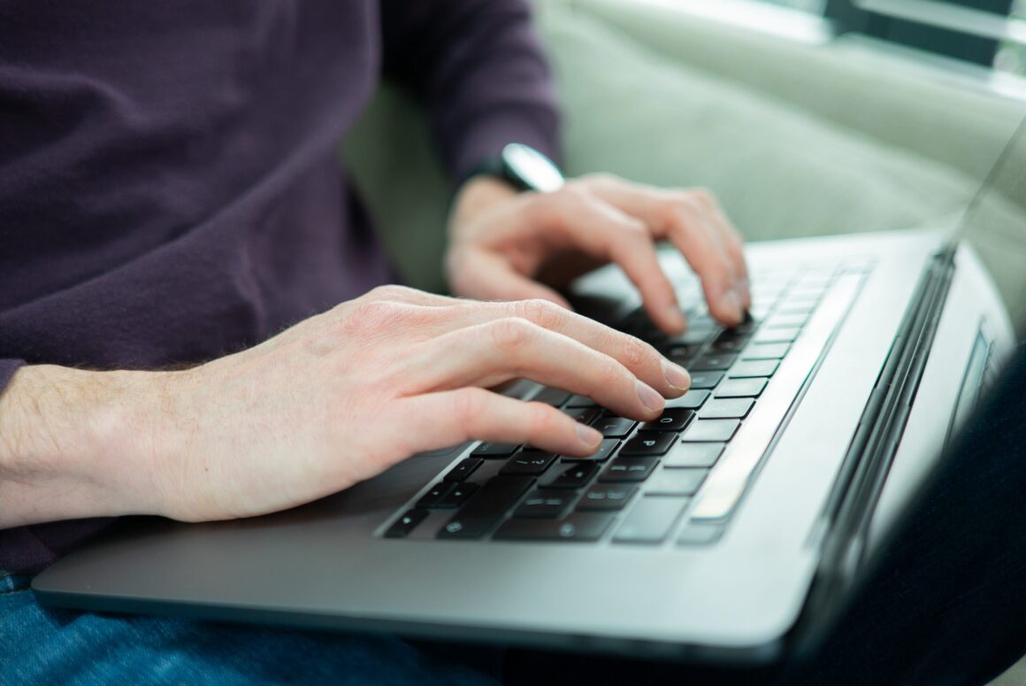 Why is summarizing essential for modern content? 2 Why is summarizing essential for modern content?