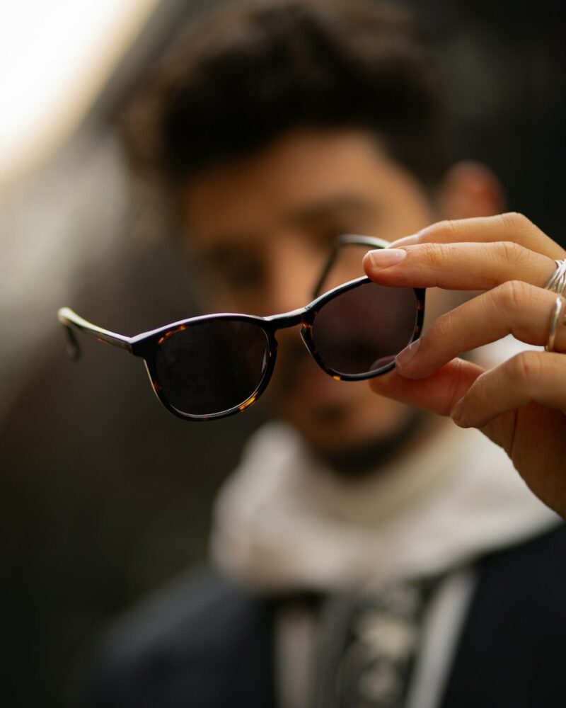 Top 7 Camera & Capture Accessories (Spectacles, Gimbals, Microphones) That Vloggers Use to Record Native Snapchat-Ready Footage - WP Pluginsify